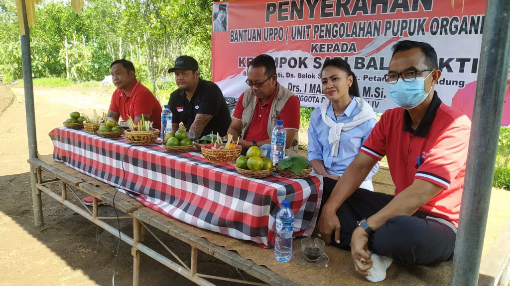 PENYERAHAN BANTUAN UNIT PENGOLAHAN PUPUK ORGANIK (UPPO) 2021